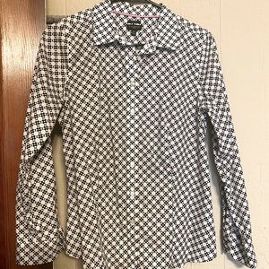 Talbots DISCONTINUED PRINT 10P long sleeve button-down blouse/shirt
